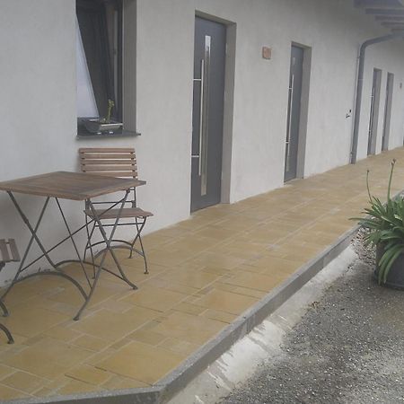 Bed and Breakfast Weingut Thomas Brandl Strass  Екстер'єр фото
