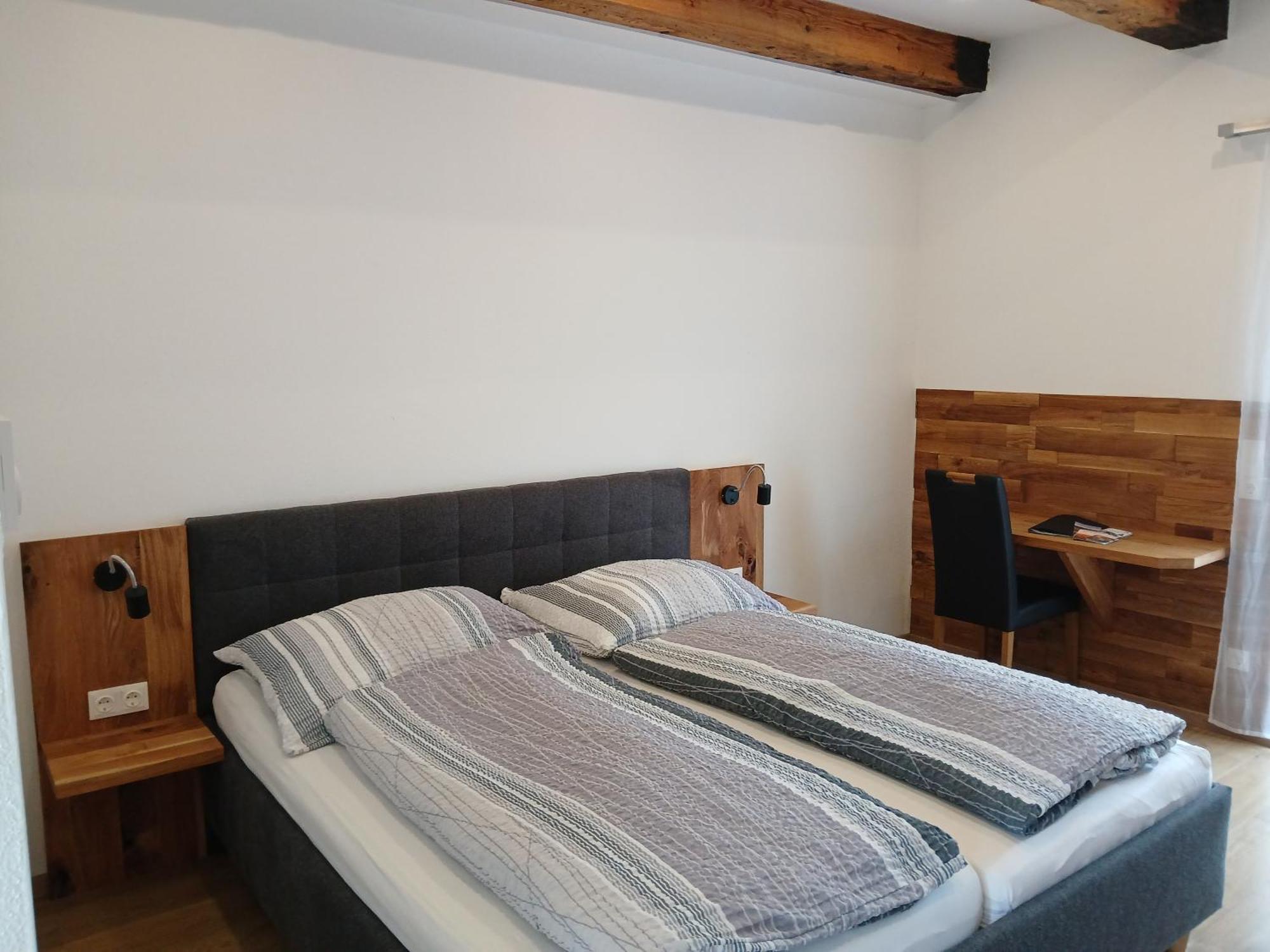 Bed and Breakfast Weingut Thomas Brandl Strass  Екстер'єр фото